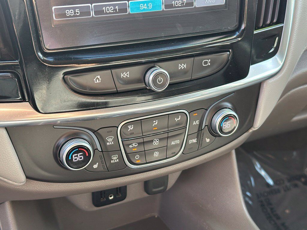 2018 Chevrolet Traverse LT Tucson AZ