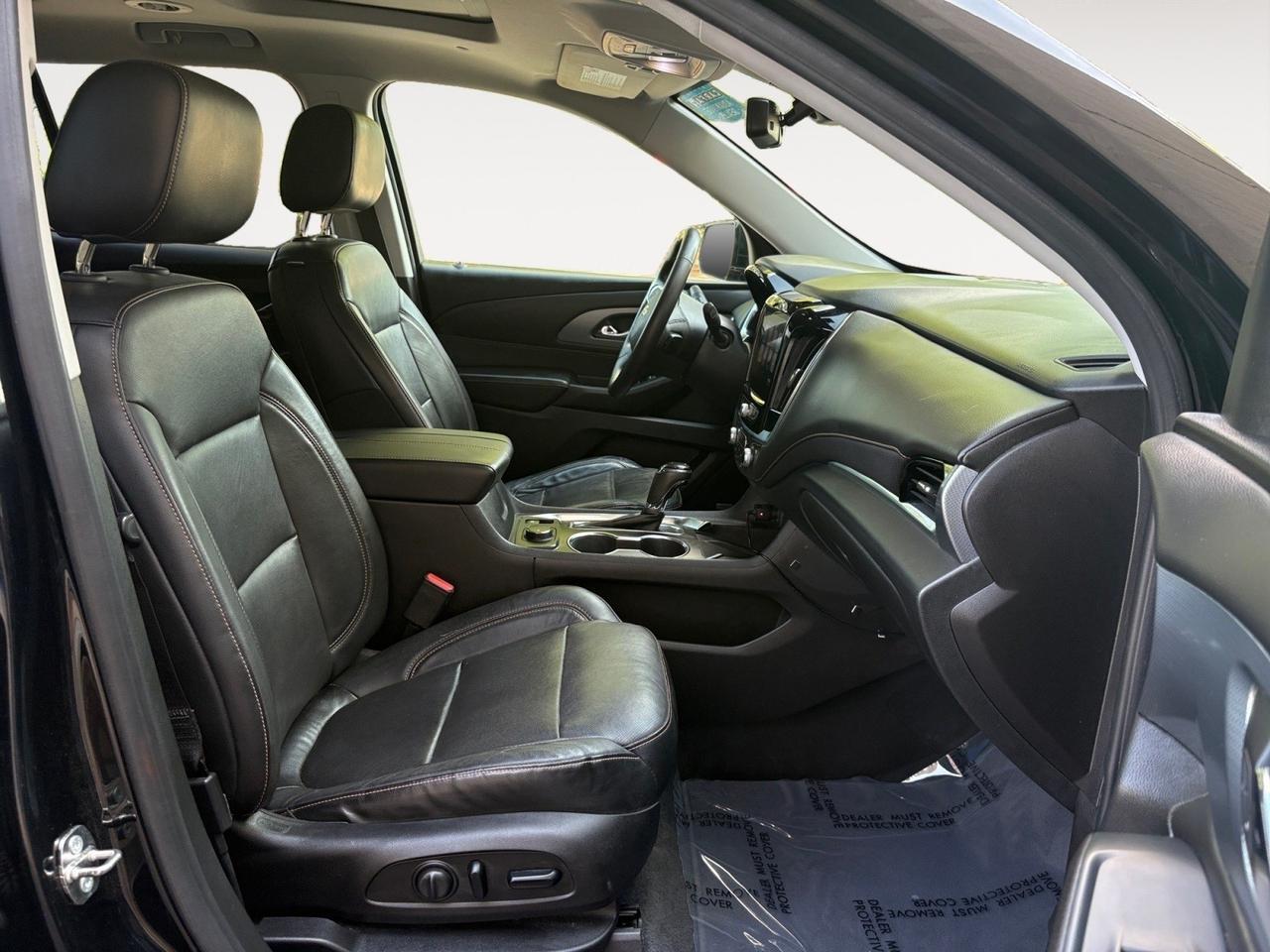 2018 Chevrolet Traverse Premier, POWER LIFTGATE, 3RD ROW SEATS, TWIN SUNROOFS, BLIND SPOT ALERT, FORWARD COLLISION, HEATED & COOLING SEATS, 360 BACKUP CAMERA, WIRELESS CHARGING PAD, 2ND ROW HEATED SEATS, APPLE CARPLAY/ANDROID AUTO, THIS SUV HAS IT ALL! Virginia Beach VA