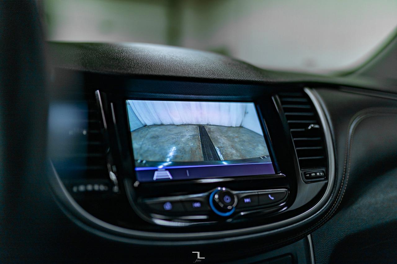 2018 Chevrolet Trax AWD LT Leather Roof BCam Red Deer AB