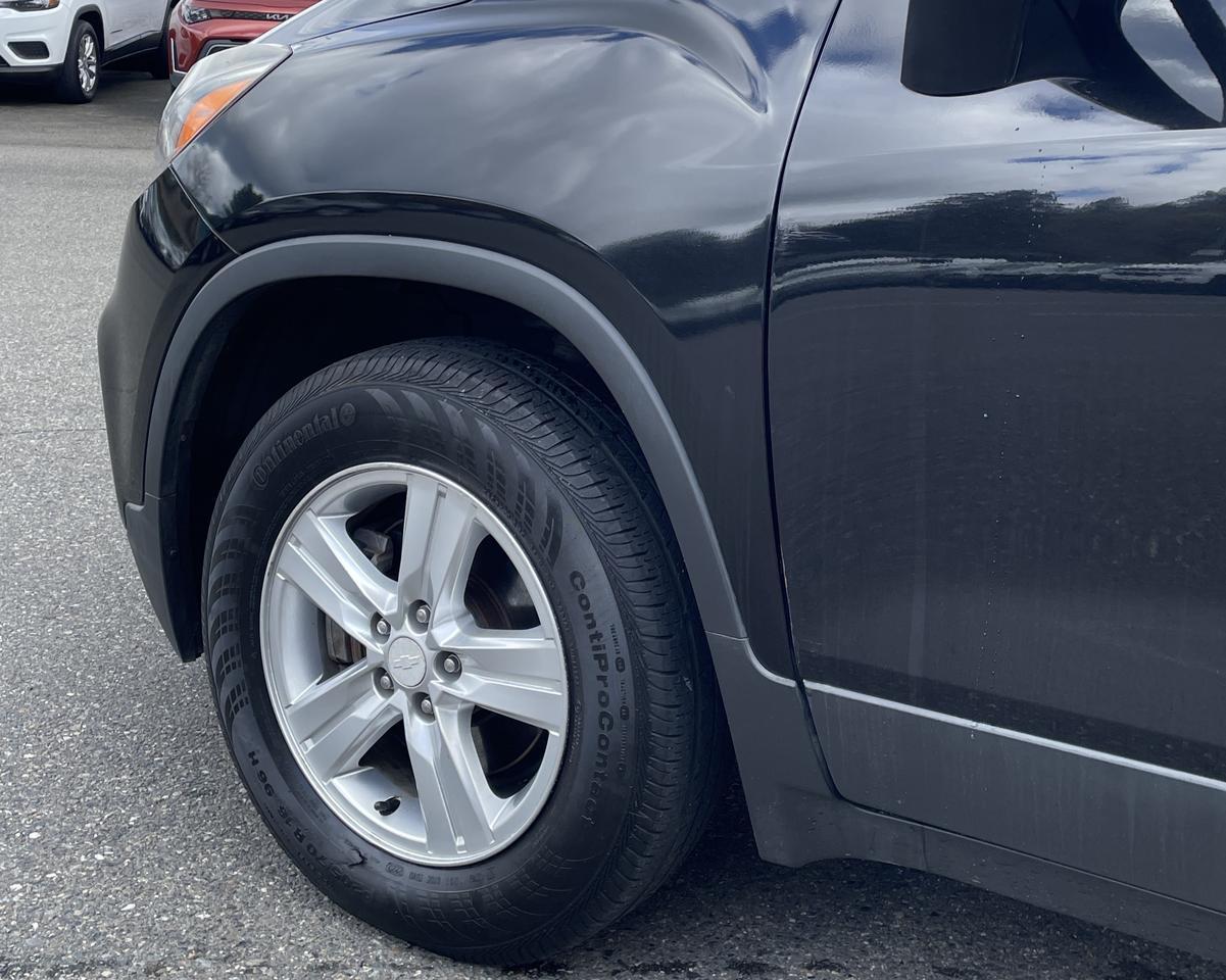 2018 Chevrolet Trax LS Sport Utility 4D