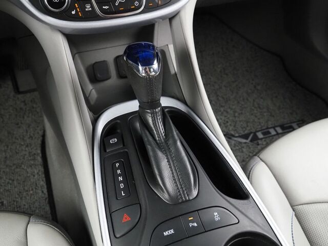 2018 Chevrolet Volt LT *DRIVER CONFIDENCE PKG, COMFORT PKG, SAFETY ALERTS, BACKUP-CAMERA, COLOR TOUCHSCREEN, LEATHER, HEATED SEATS/STEERING, KEYLESS ENTRY, REMOTE START, ALLOY WHEELS, ANDROID & APPLE Round Rock TX