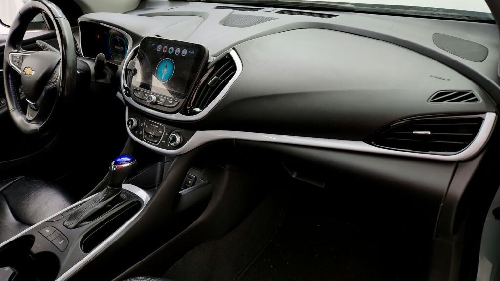 2018 Chevrolet Volt LT Laurel MD
