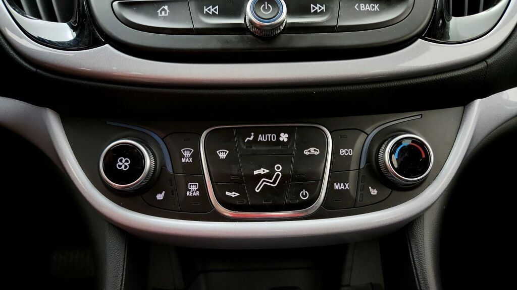 2018 Chevrolet Volt LT Laurel MD