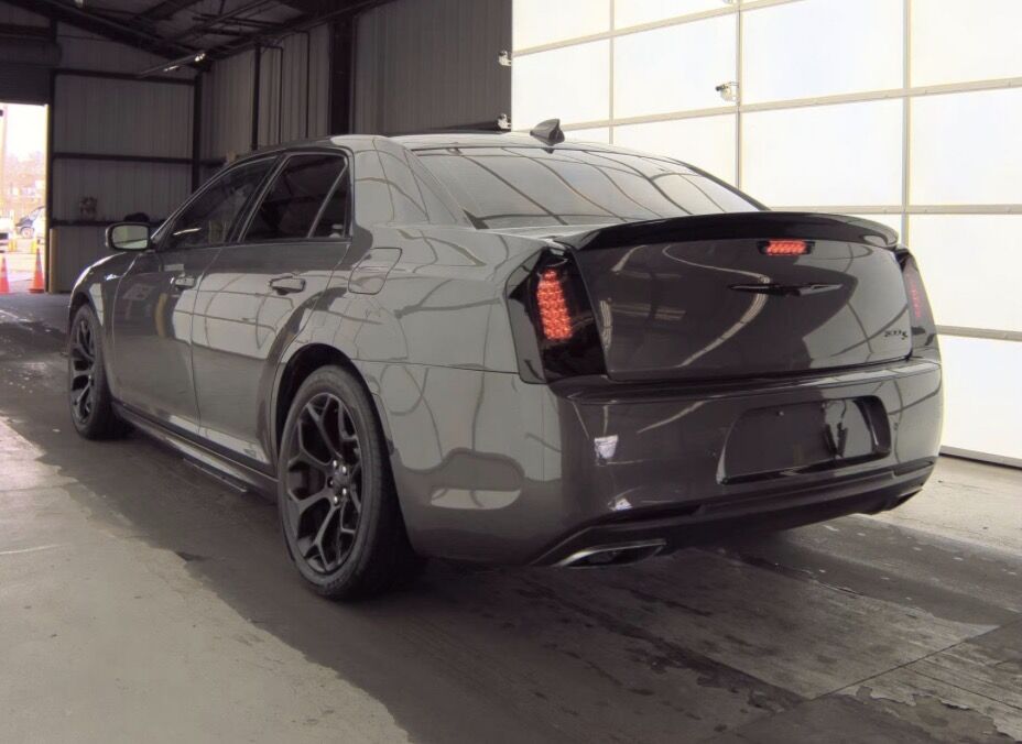 2018 Chrysler 300 300S moon roof Dallas TX