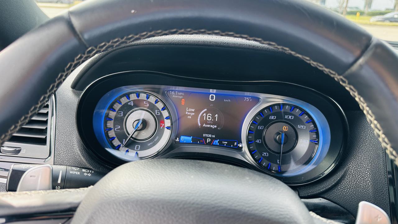 2018 Chrysler 300 300S moon roof Dallas TX