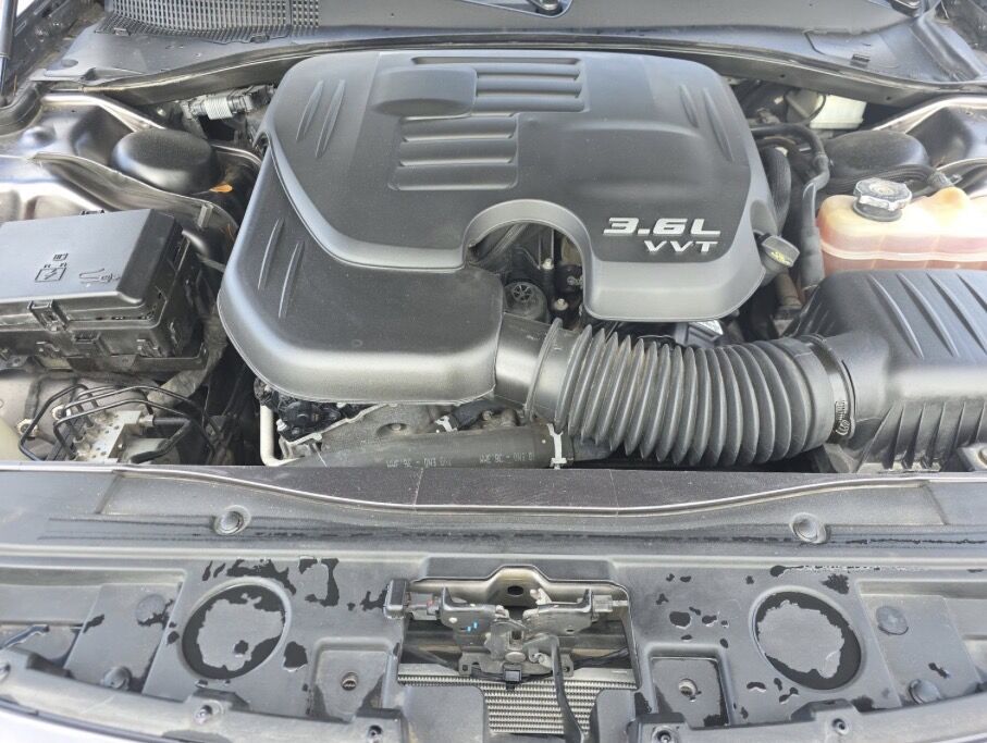 2018 Chrysler 300 300S moon roof Dallas TX