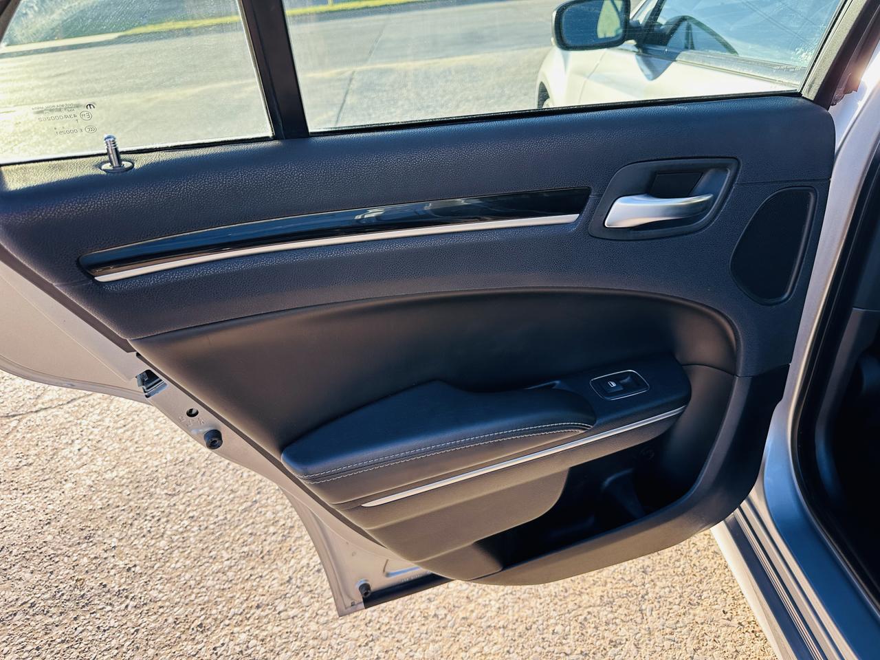 2018 Chrysler 300 S 300S Dallas TX