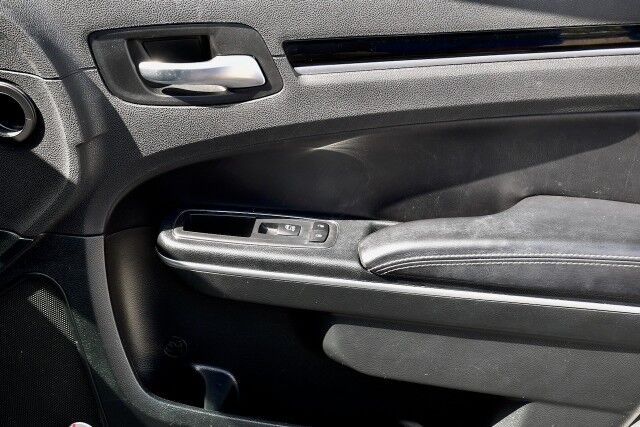 2018 Chrysler 300 300S Davie FL