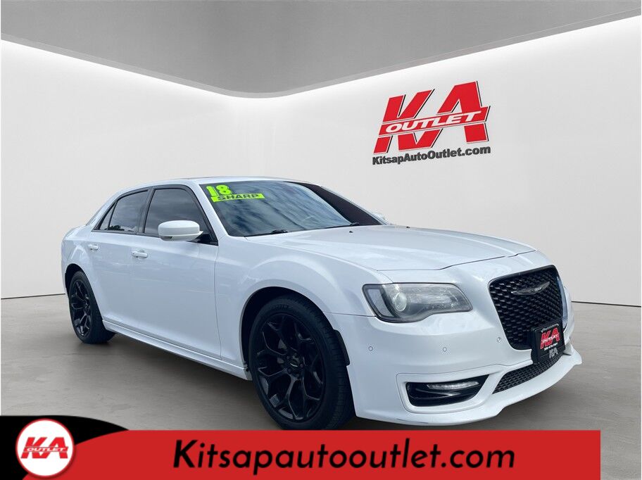 2018 Chrysler 300 300S Sedan 4D