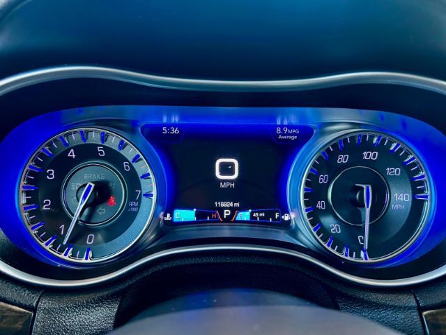 2018 Chrysler 300 Limited AWD Houston TX