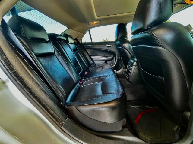 2018 Chrysler 300 Limited AWD Houston TX