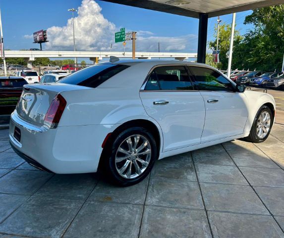 2018 Chrysler 300 Limited AWD Houston TX