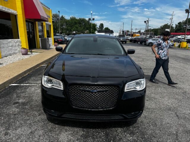 2018 Chrysler 300 Limited AWD Indianapolis IN