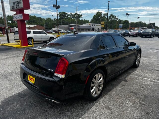 2018 Chrysler 300 Limited AWD Indianapolis IN