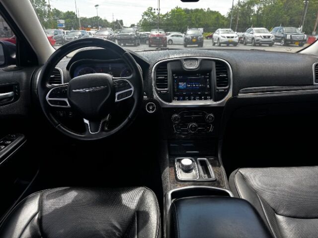 2018 Chrysler 300 Limited AWD Indianapolis IN