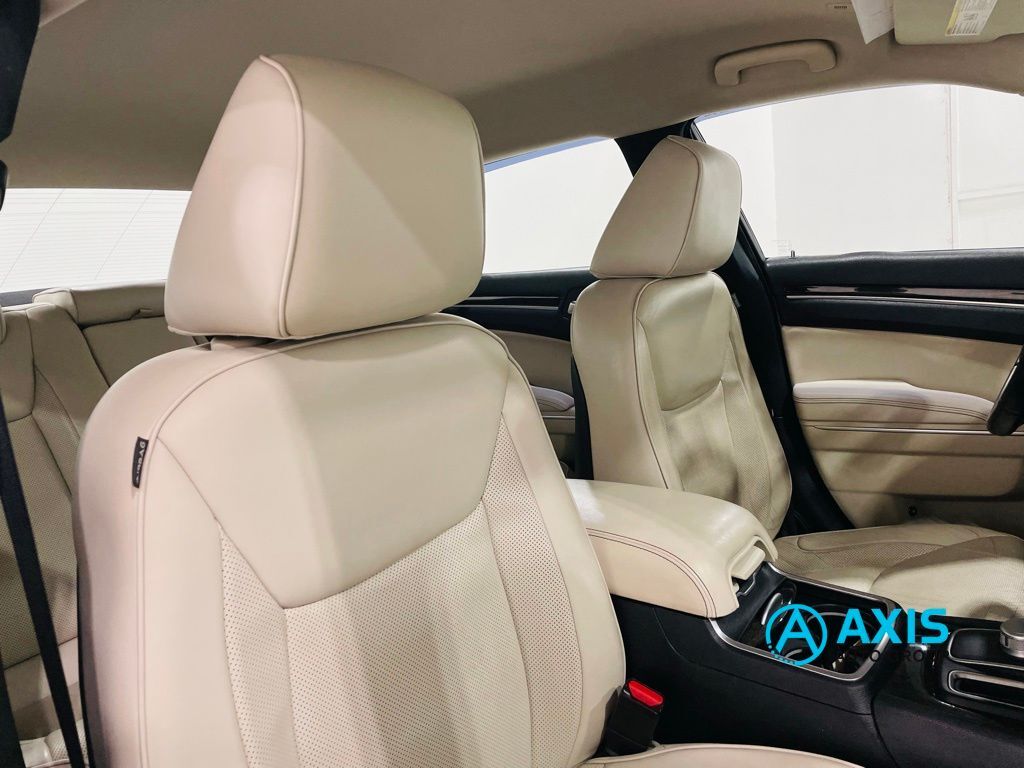 2018 Chrysler 300 Limited Jersey City NJ