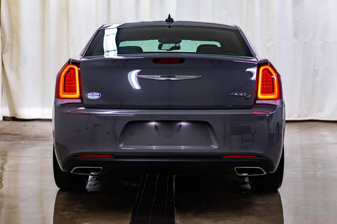 2018 Chrysler 300 S Leather BCam Red Deer AB