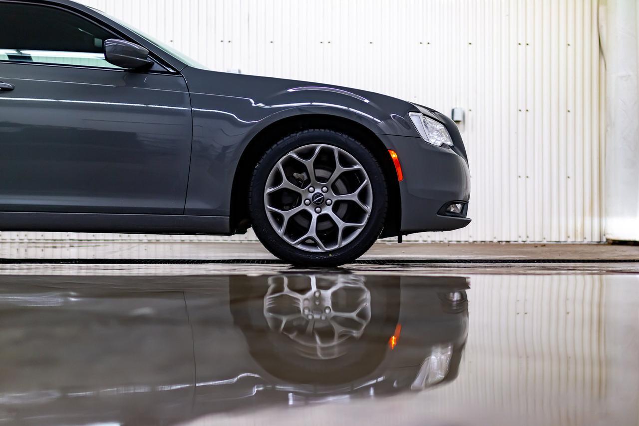 2018 Chrysler 300 S Leather BCam Red Deer AB