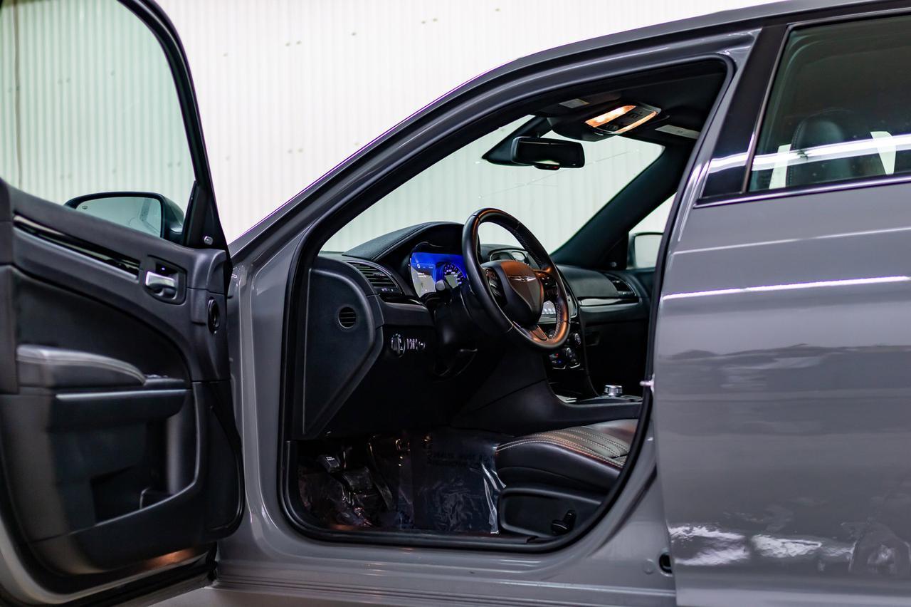 2018 Chrysler 300 S Leather BCam Red Deer AB