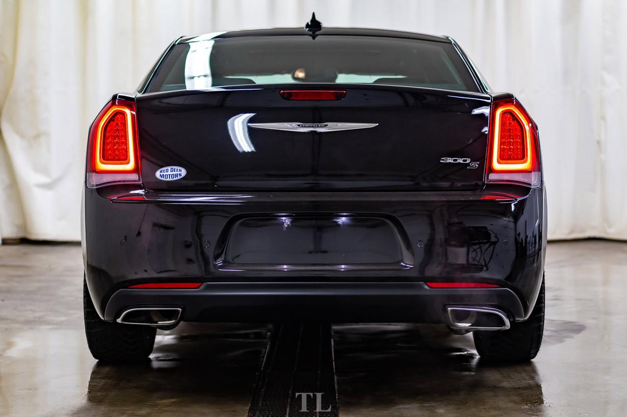 2018 Chrysler 300 S Leather Roof Nav BCam Red Deer AB