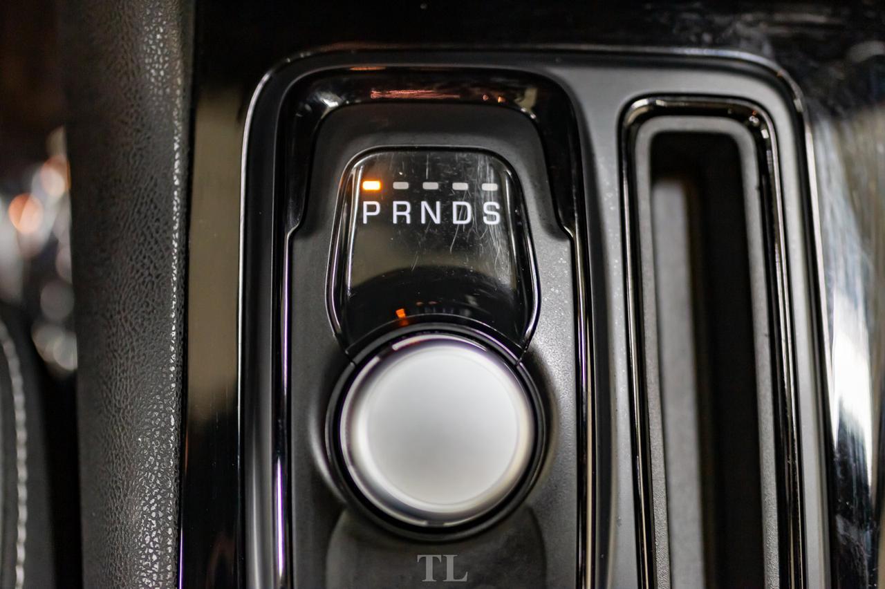 2018 Chrysler 300 S Leather Roof Nav BCam Red Deer AB