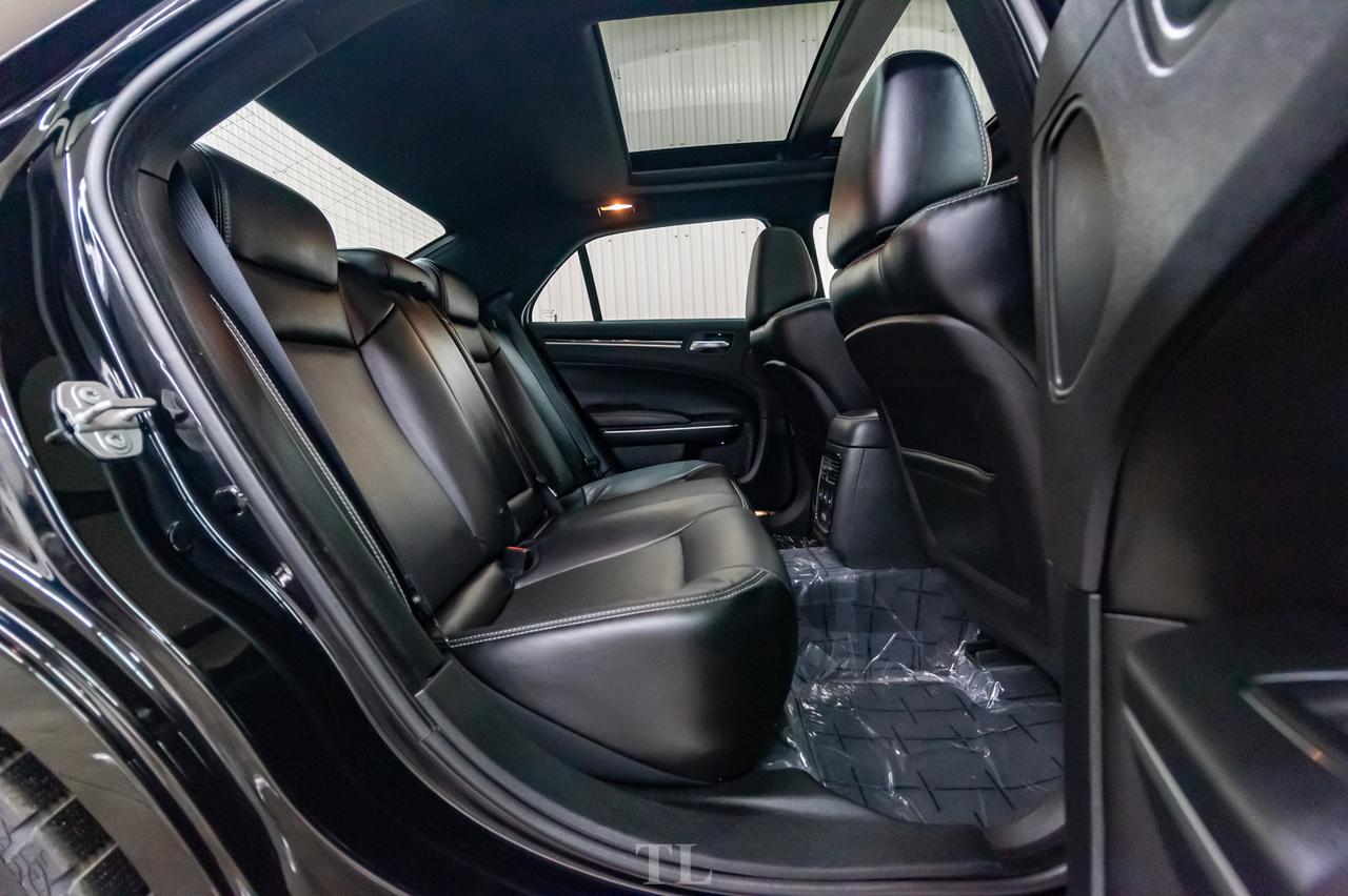 2018 Chrysler 300 S Leather Roof Nav BCam Red Deer AB