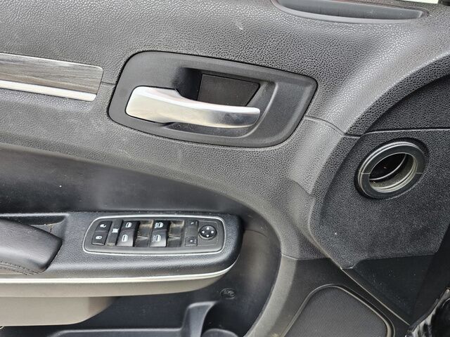 2018 Chrysler 300 TOURING L Morrow GA
