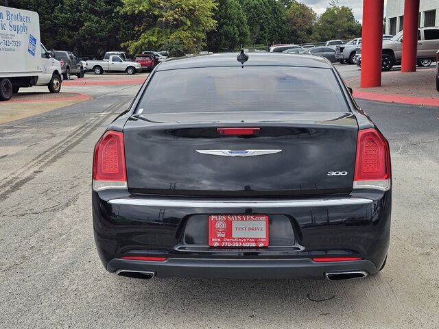 2018 Chrysler 300 TOURING L Morrow GA