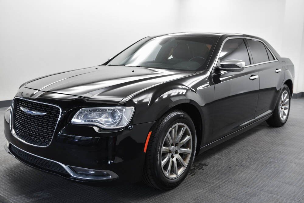 2018 Chrysler 300 Touring Akron OH