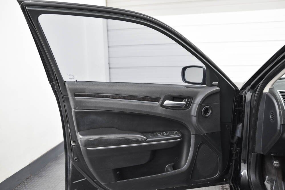 2018 Chrysler 300 Touring Akron OH