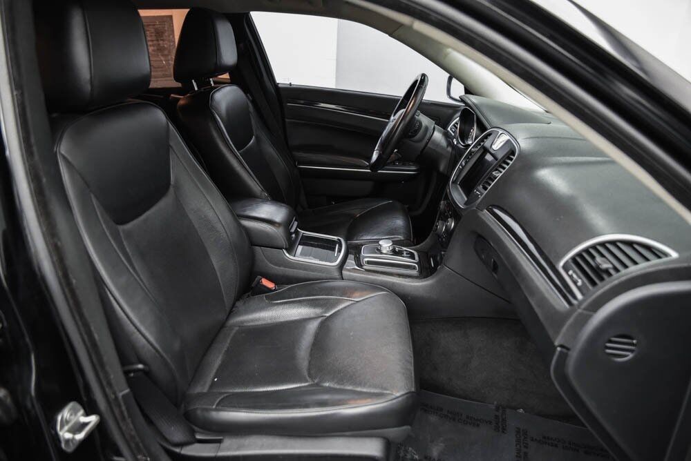 2018 Chrysler 300 Touring Akron OH