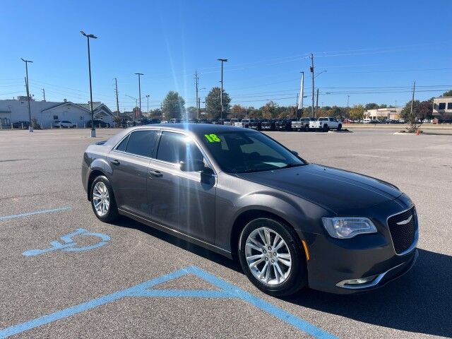 2018 Chrysler 300 Touring