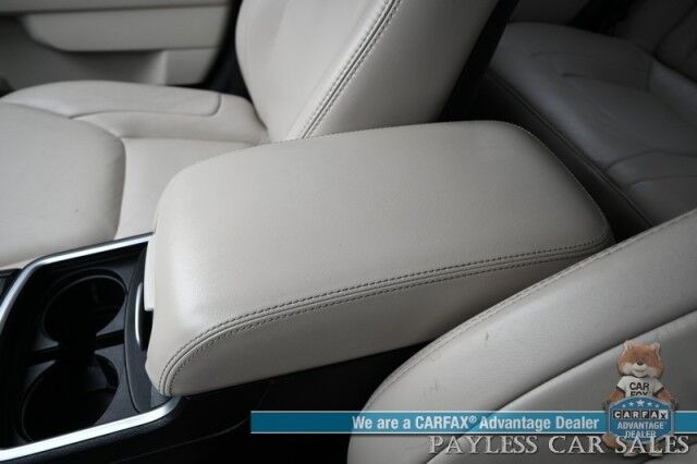 2018 Chrysler 300 Touring L / AWD / Premium Group / Auto Start / Power Heated Leather Seats / Panoramic Sunroof / Beats Audio / Blind Spot Alert / Apple CarPlay & Android Auto / Block Heater / Back Up Cam / 27 MPG Anchorage AK