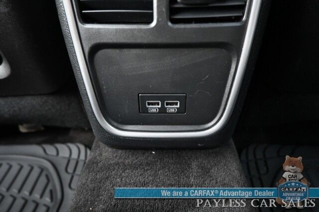 2018 Chrysler 300 Touring L / AWD / Premium Group / Auto Start / Power Heated Leather Seats / Panoramic Sunroof / Beats Audio / Blind Spot Alert / Apple CarPlay & Android Auto / Block Heater / Back Up Cam / 27 MPG Anchorage AK