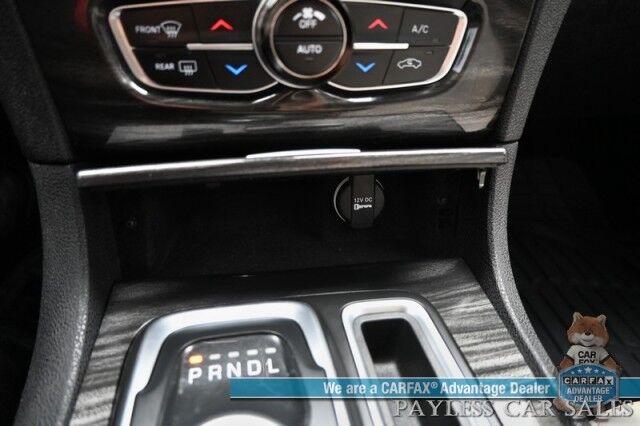 2018 Chrysler 300 Touring L / AWD / Premium Group / Auto Start / Power Heated Leather Seats / Panoramic Sunroof / Beats Audio / Blind Spot Alert / Apple CarPlay & Android Auto / Block Heater / Back Up Cam / 27 MPG Anchorage AK