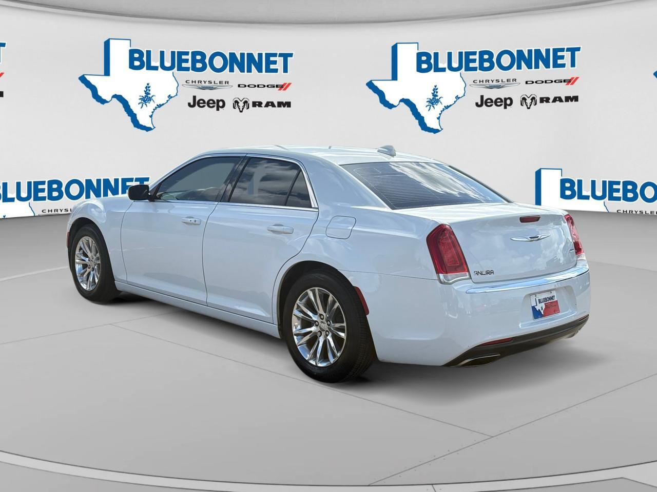 2018 Chrysler 300 Touring L New Braunfels TX