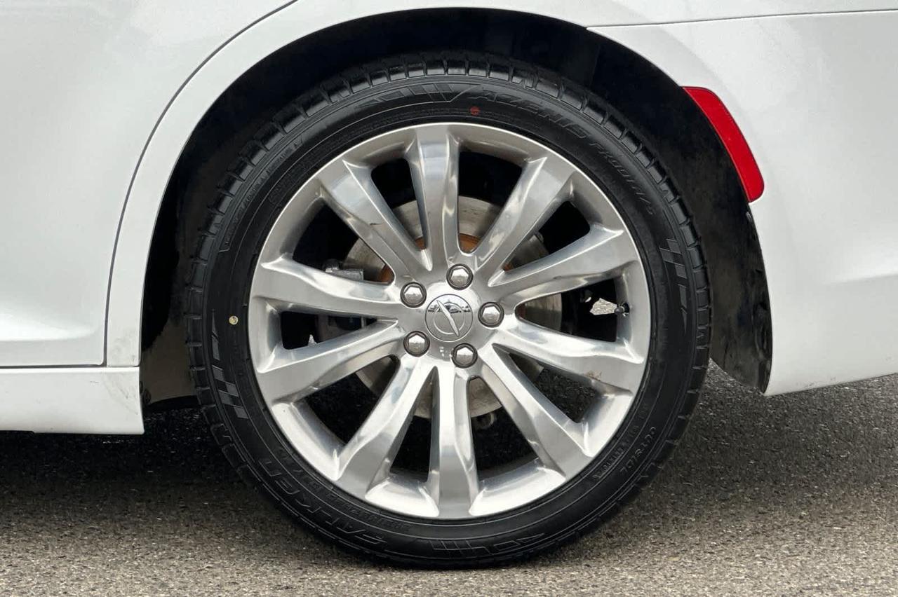 2018 Chrysler 300 Touring Roseville CA