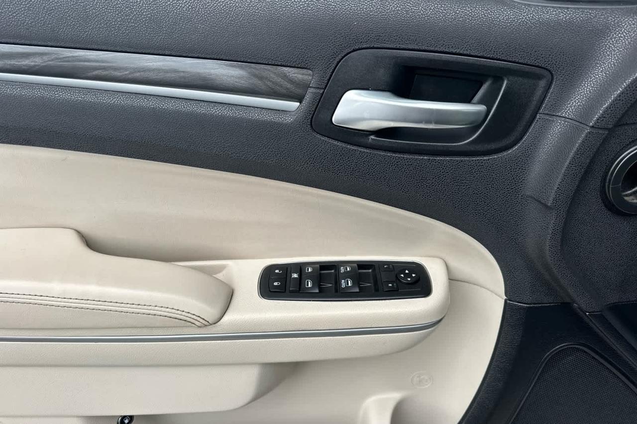 2018 Chrysler 300 Touring Roseville CA