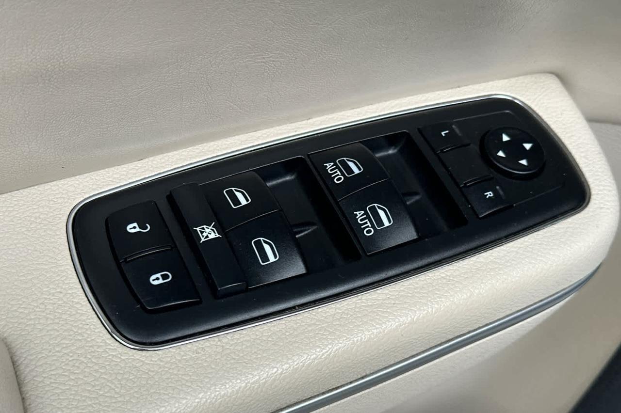 2018 Chrysler 300 Touring Roseville CA