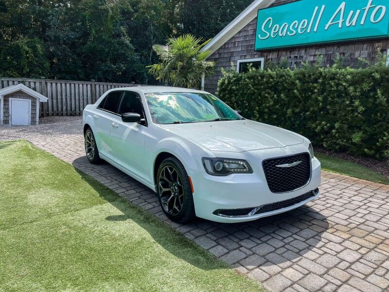 2018 Chrysler 300 Touring
