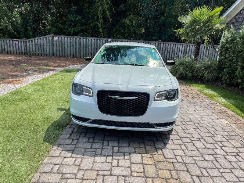 2018 Chrysler 300 Touring