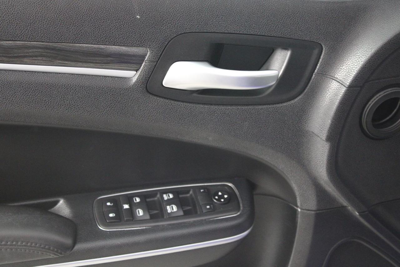 2018 Chrysler 300 Touring Fredericksburg VA