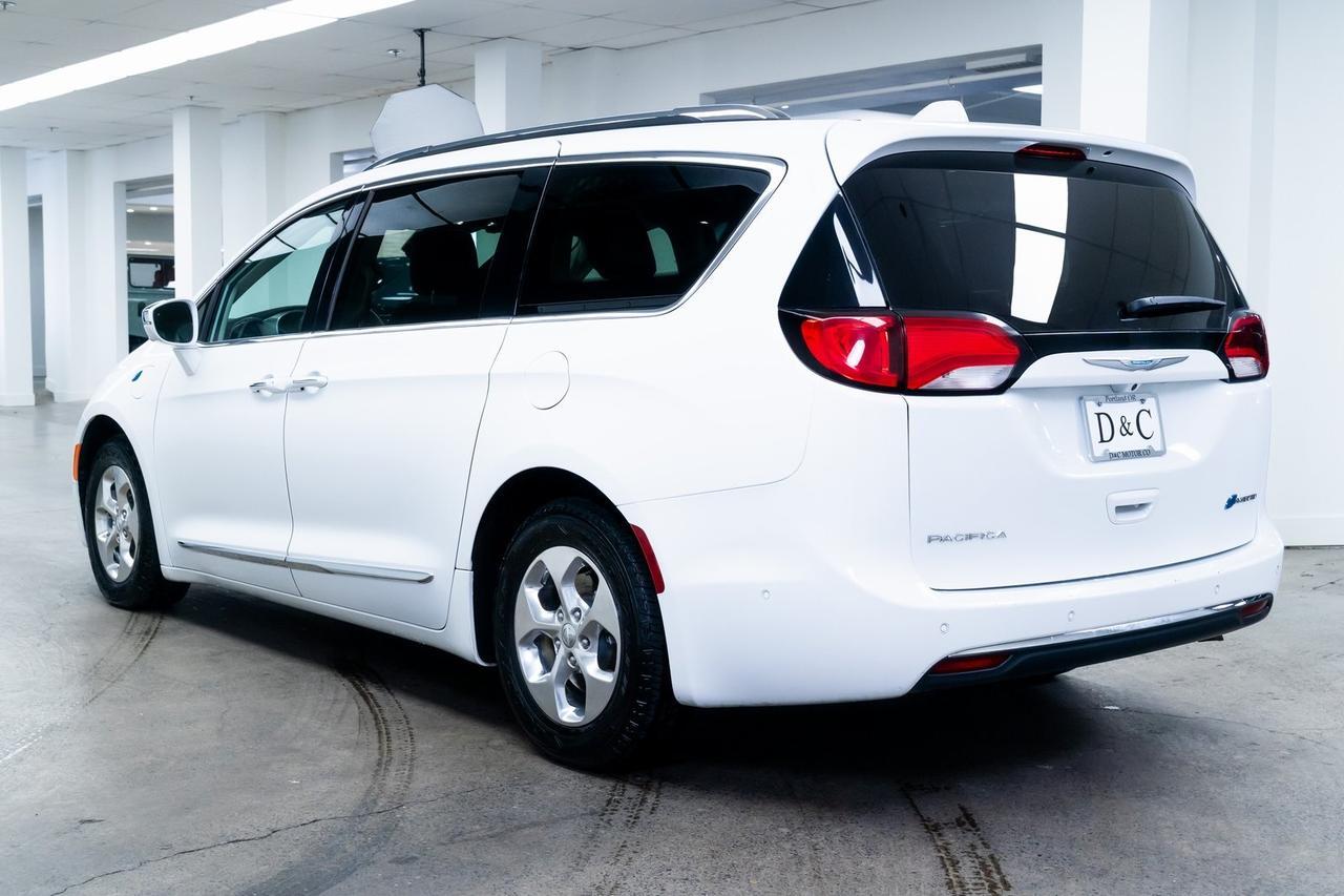 2018 Chrysler Pacifica Hybrid Limited 3rd Row Seating Pano Roof Portland OR