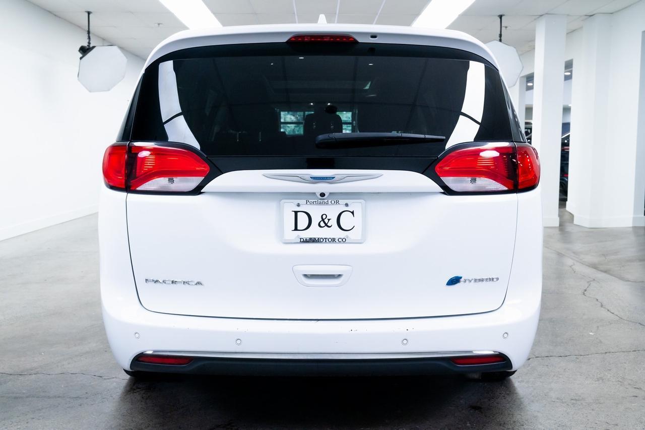 2018 Chrysler Pacifica Hybrid Limited 3rd Row Seating Pano Roof Portland OR
