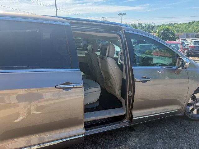 2018 Chrysler Pacifica Hybrid Limited Conover NC