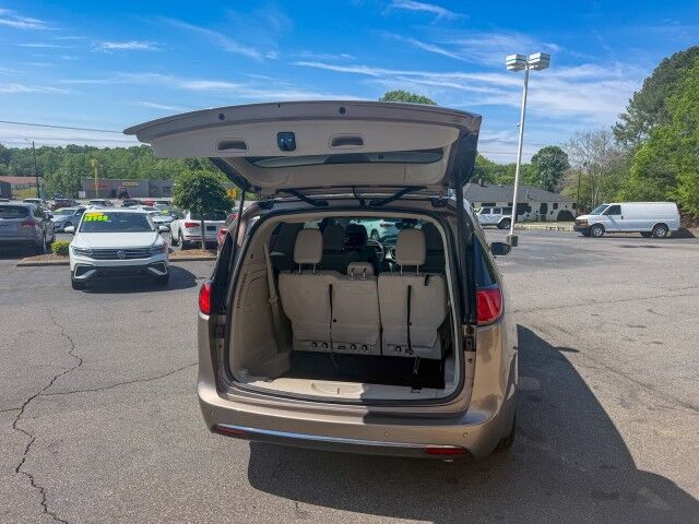 2018 Chrysler Pacifica Hybrid Limited Conover NC