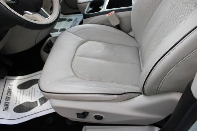 2018 Chrysler Pacifica Hybrid Limited Melbourne FL