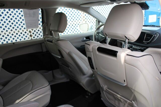 2018 Chrysler Pacifica Hybrid Limited Melbourne FL