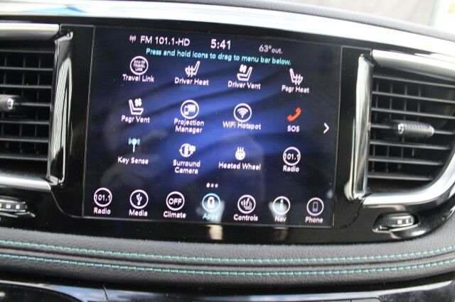 2018 Chrysler Pacifica Hybrid Limited Melbourne FL