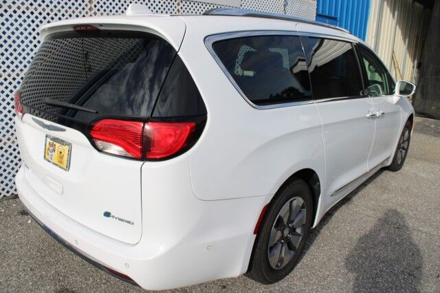 2018 Chrysler Pacifica Hybrid Limited Melbourne FL